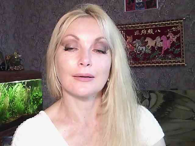 JanessNE webcam