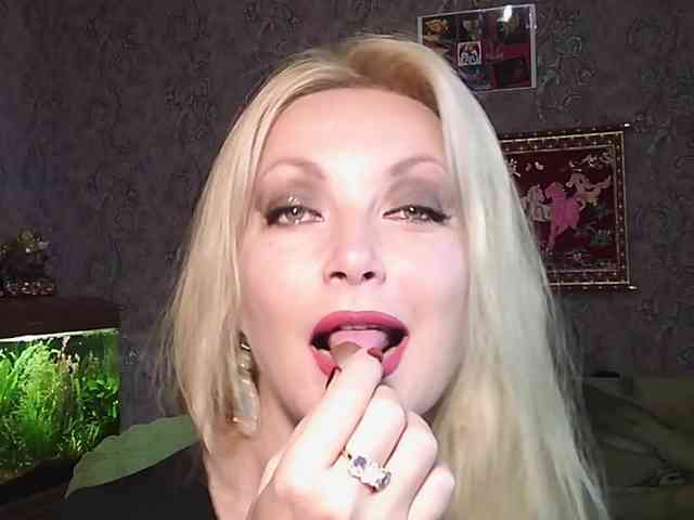 JanessNE webcam