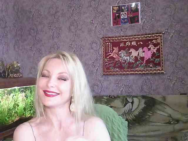 JanessNE webcam