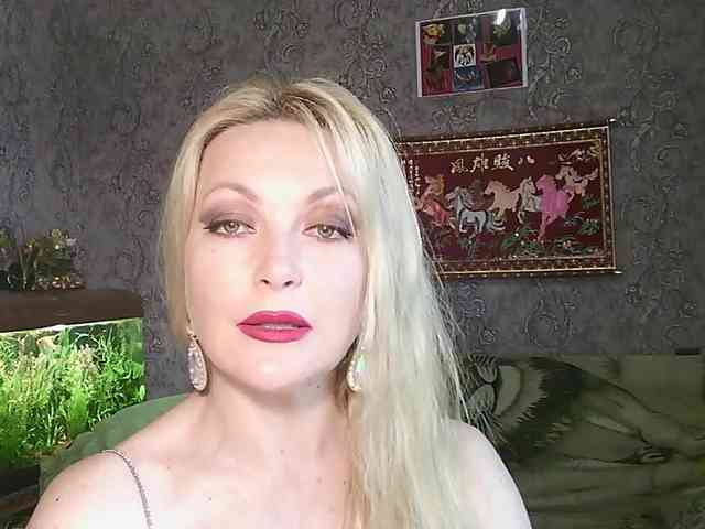 JanessNE webcam