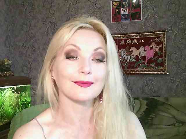 JanessNE webcam