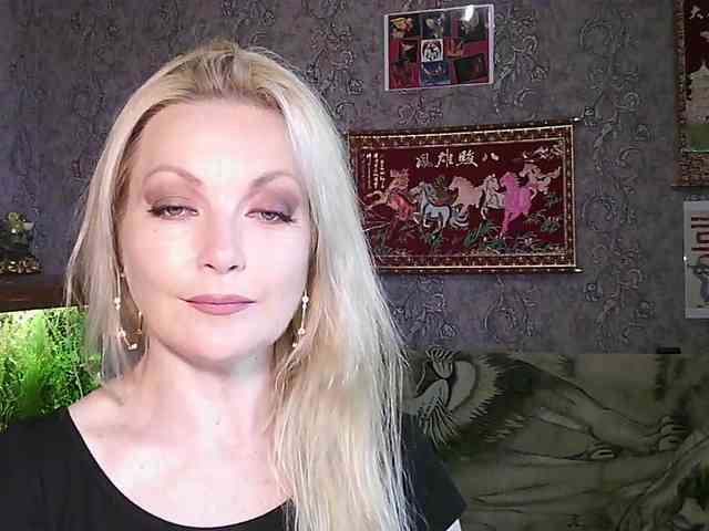 JanessNE webcam
