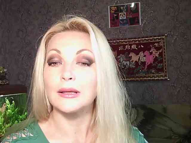 JanessNE webcam