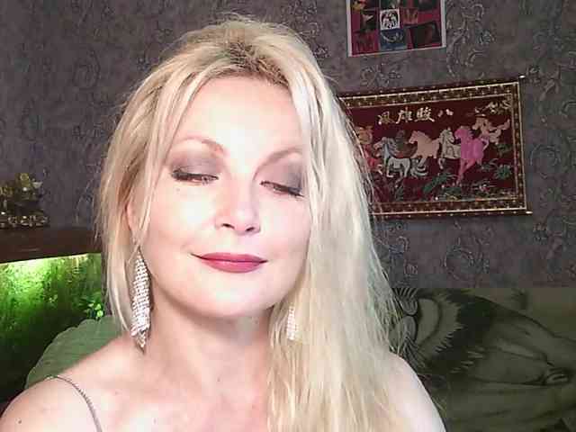JanessNE webcam