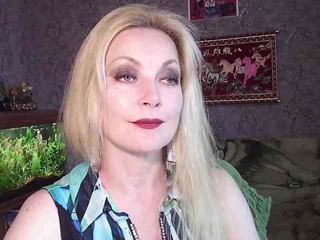 JanessNE webcam