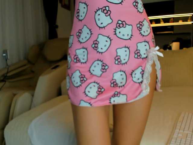 Saradiamond01 live cam on BongaCams