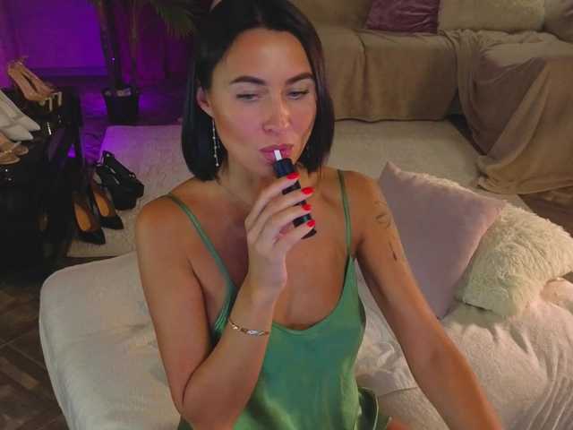 Lilu5107 live cam on BongaCams