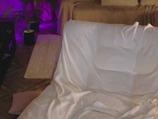 Lilu5107's BongaCams show and profile