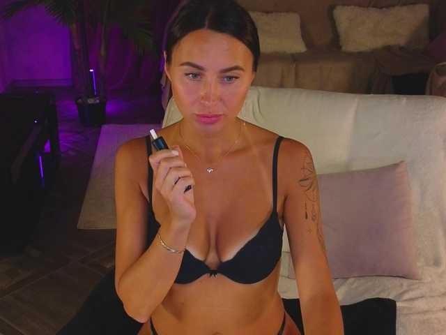 Alenachka_moya live webcam show