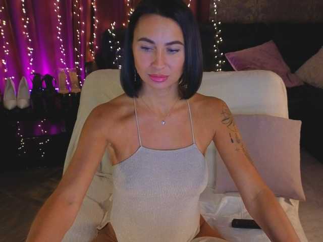 Lilu5107, en vivo ahora en BongaCams