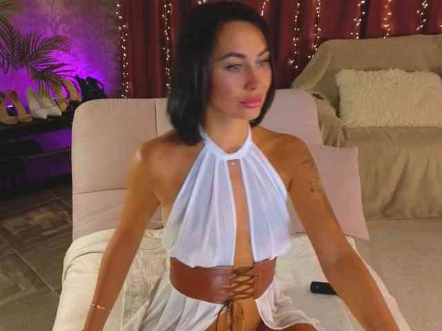 Lilu5107 live female cam on bongacams