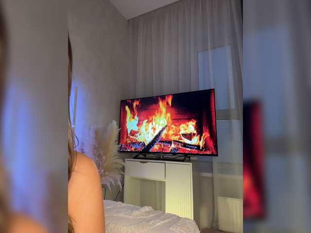 Anna-Night live cam on BongaCams