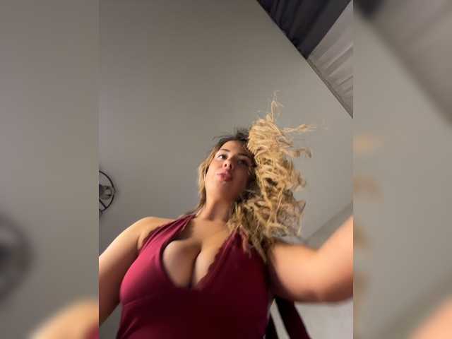Anna-Night live cam on BongaCams