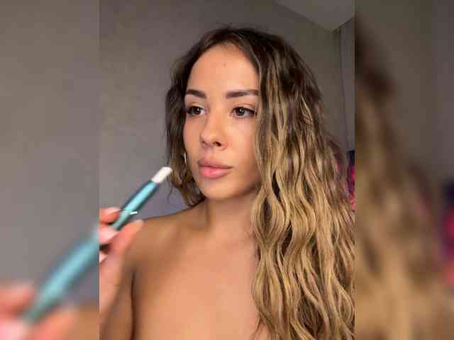 Anna_Night