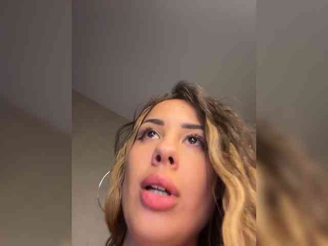 Anna_Night webcam