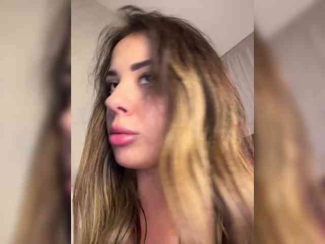 Anna_Night webcam