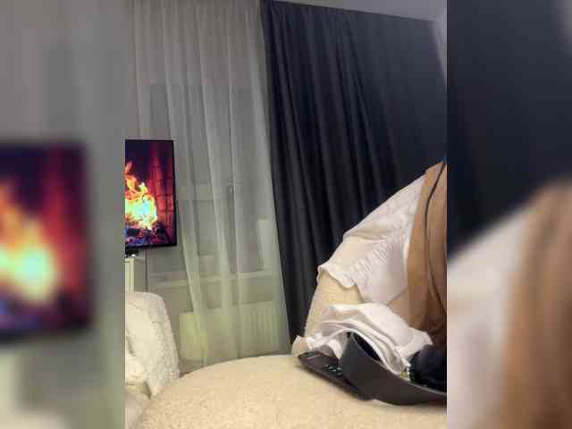 Anna_Night webcam