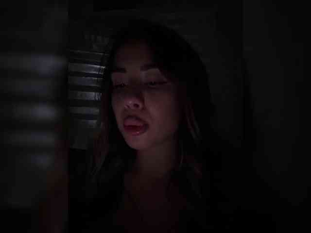 Anna_Night webcam