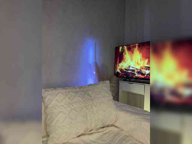 Anna_Night webcam