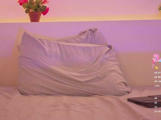 levanna — live female cam
