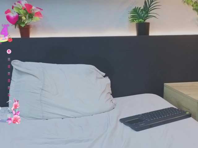 levanna live webcam show