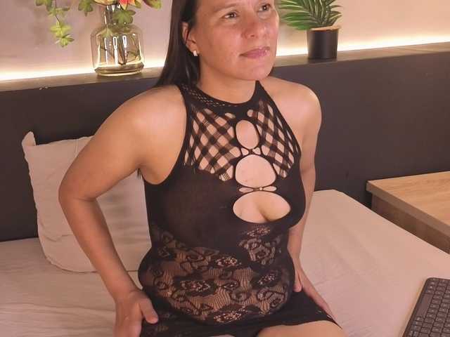 levanna live cam on UnifiedCams