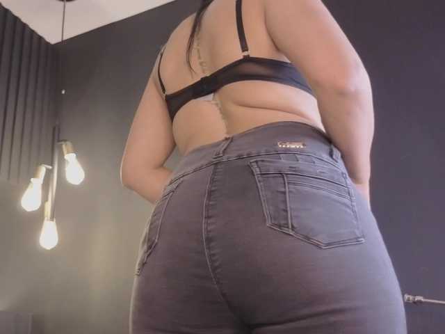 levanna live cam on BongaCams