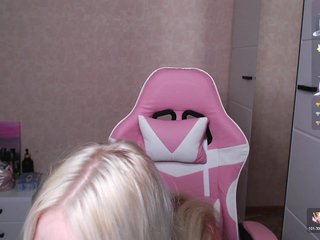 Mary-Kitty Porn Show