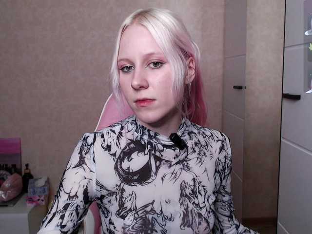 Mary-Kitty live cam on BongaCams