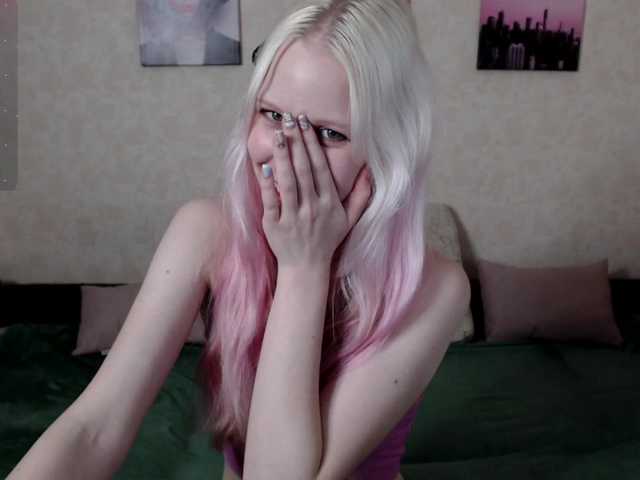 Mary-Kitty live cam on BongaCams