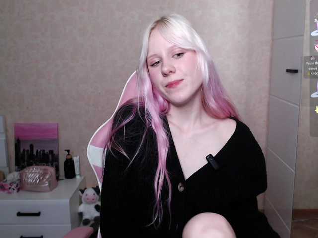 Mary-Kitty live cam on BongaCams