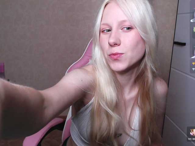 Mary-Kitty live webcam show