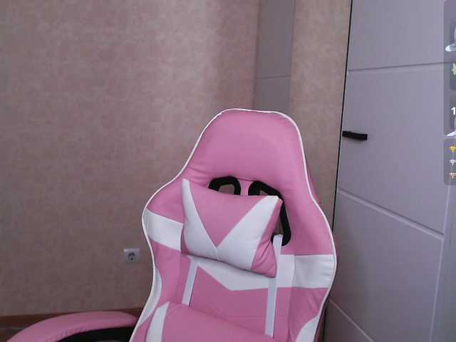 Mary-Kitty live webcam show