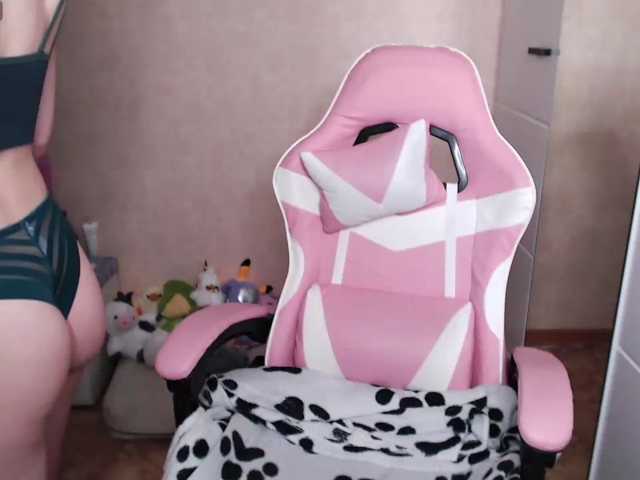 Mary-Kitty live cam on BongaCams
