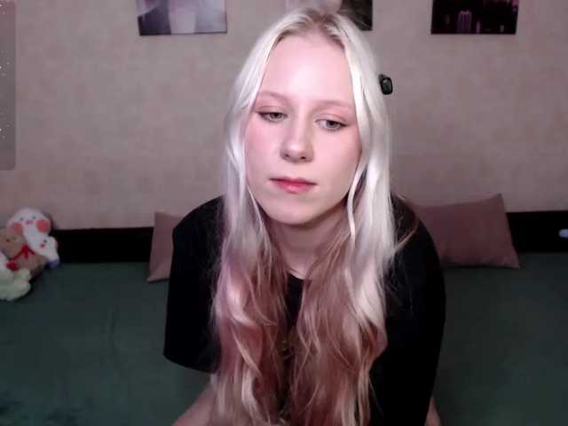 Mary-Kitty live cam on BongaCams