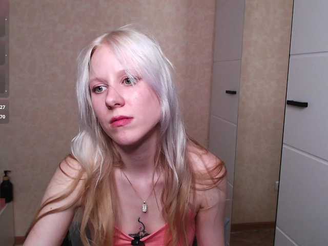Mary-Kitty live cam on BongaCams