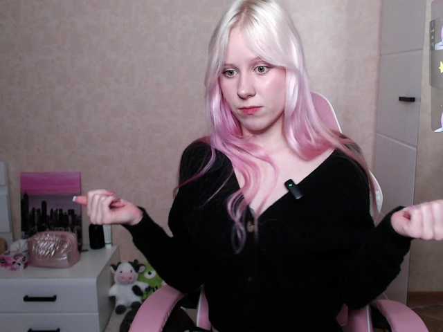 Mary-Kitty live cam on BongaCams