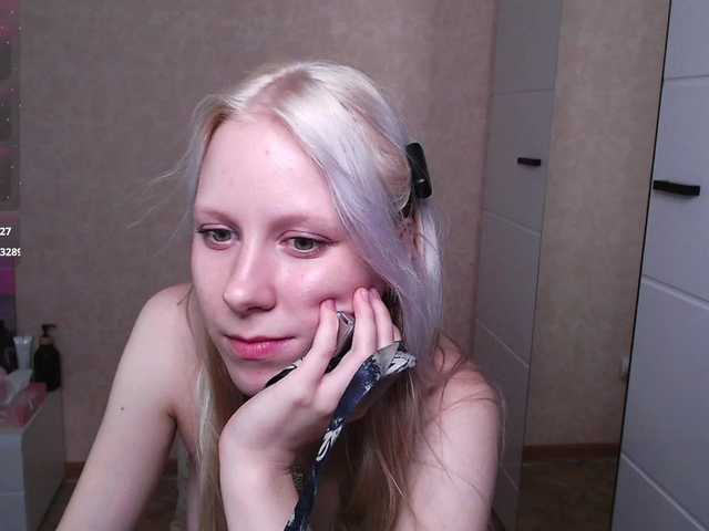 Mary-Kitty live cam on BongaCams