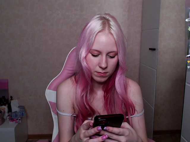 Mary-Kitty live cam on BongaCams