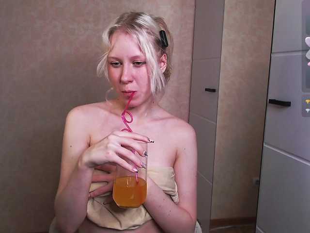 Mary-Kitty's BongaCams show and profile