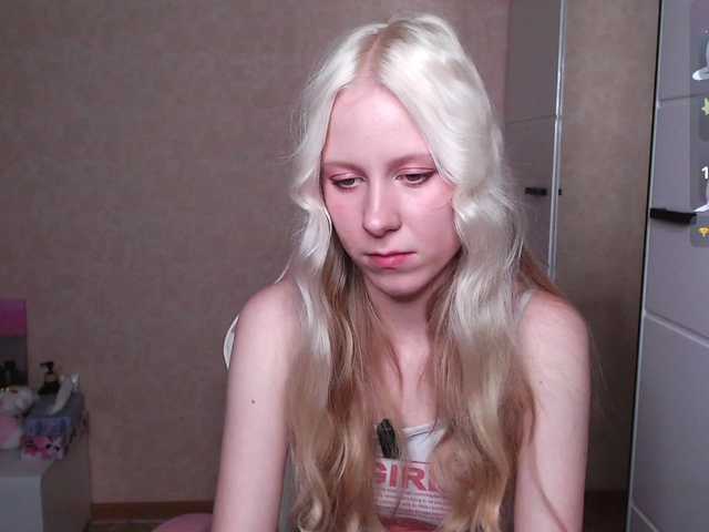Mary-Kitty live cam on BongaCams