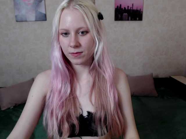 Mary-Kitty live cam on BongaCams