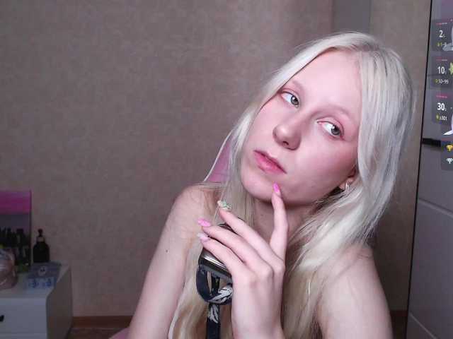Mary-Kitty live cam on BongaCams