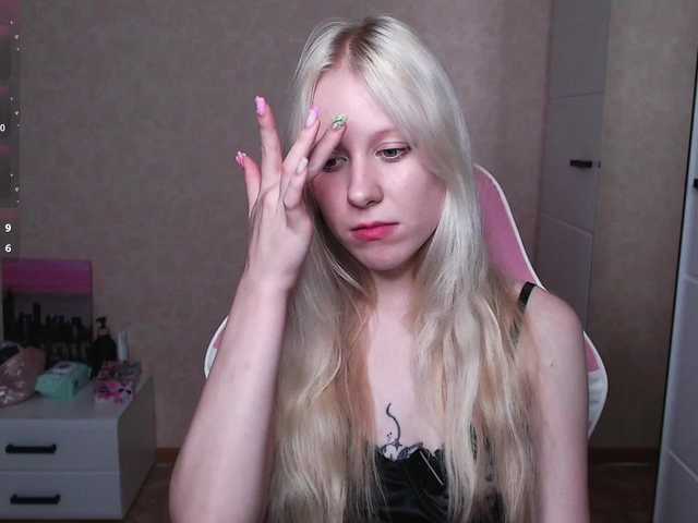 Mary-Kitty live cam on BongaCams