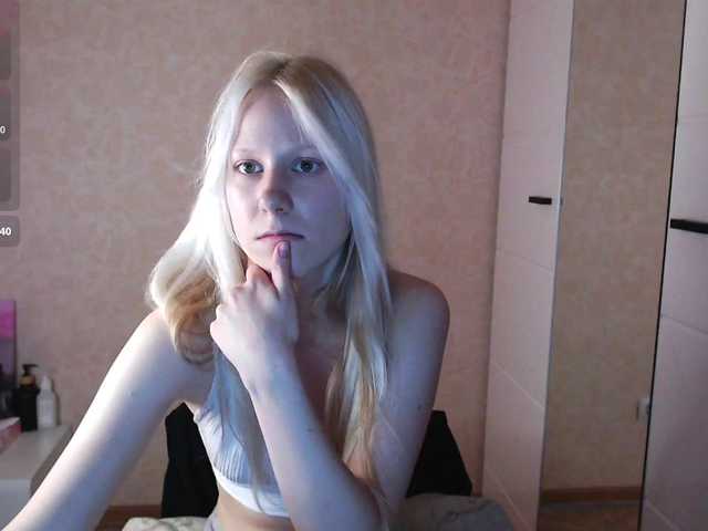 Mary-Kitty live cam on BongaCams