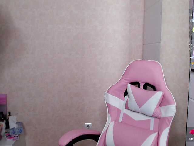Mary-Kitty live cam on BongaCams