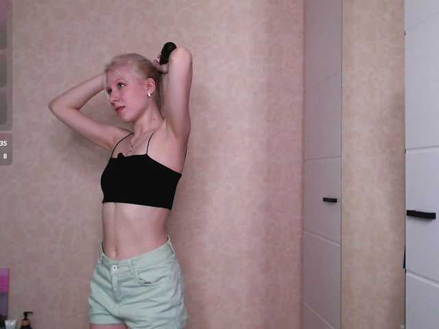 Mary-Kitty live cam on BongaCams