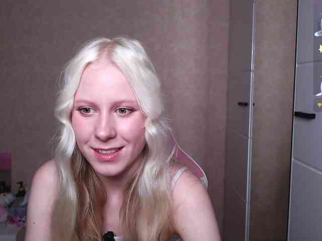 Mary-Kitty webcam
