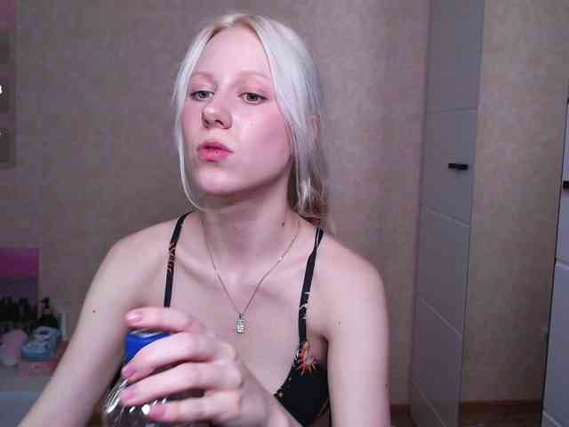 Mary-Kitty webcam
