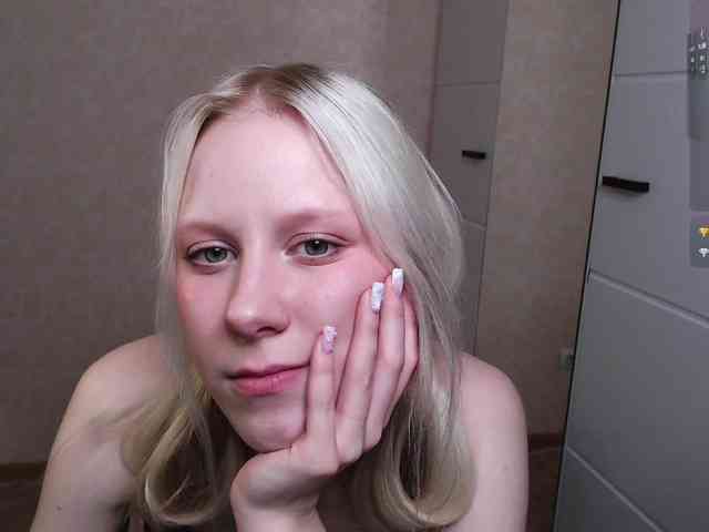 Mary-Kitty webcam